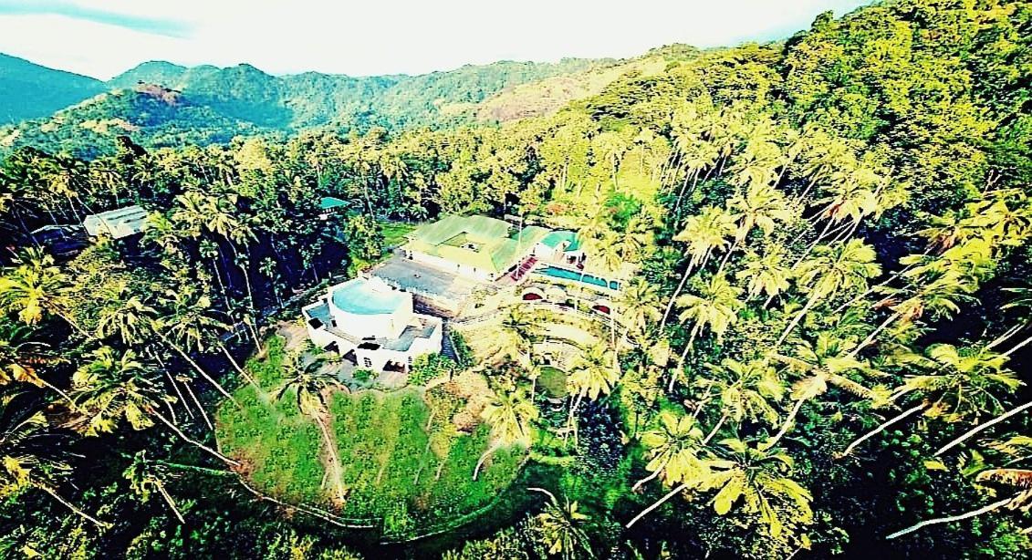 The Flame Tree Estate & Hotel Kandy Exterior photo