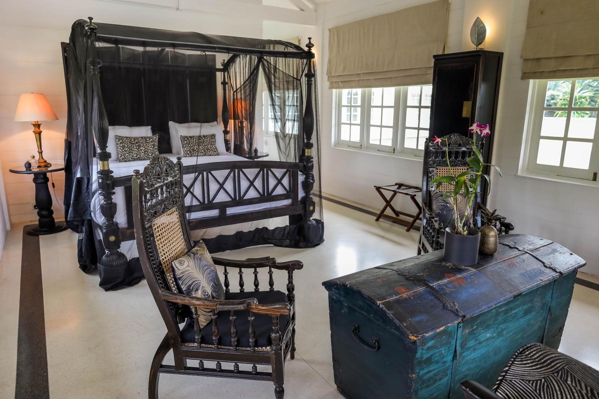 The Flame Tree Estate & Hotel Kandy Room photo