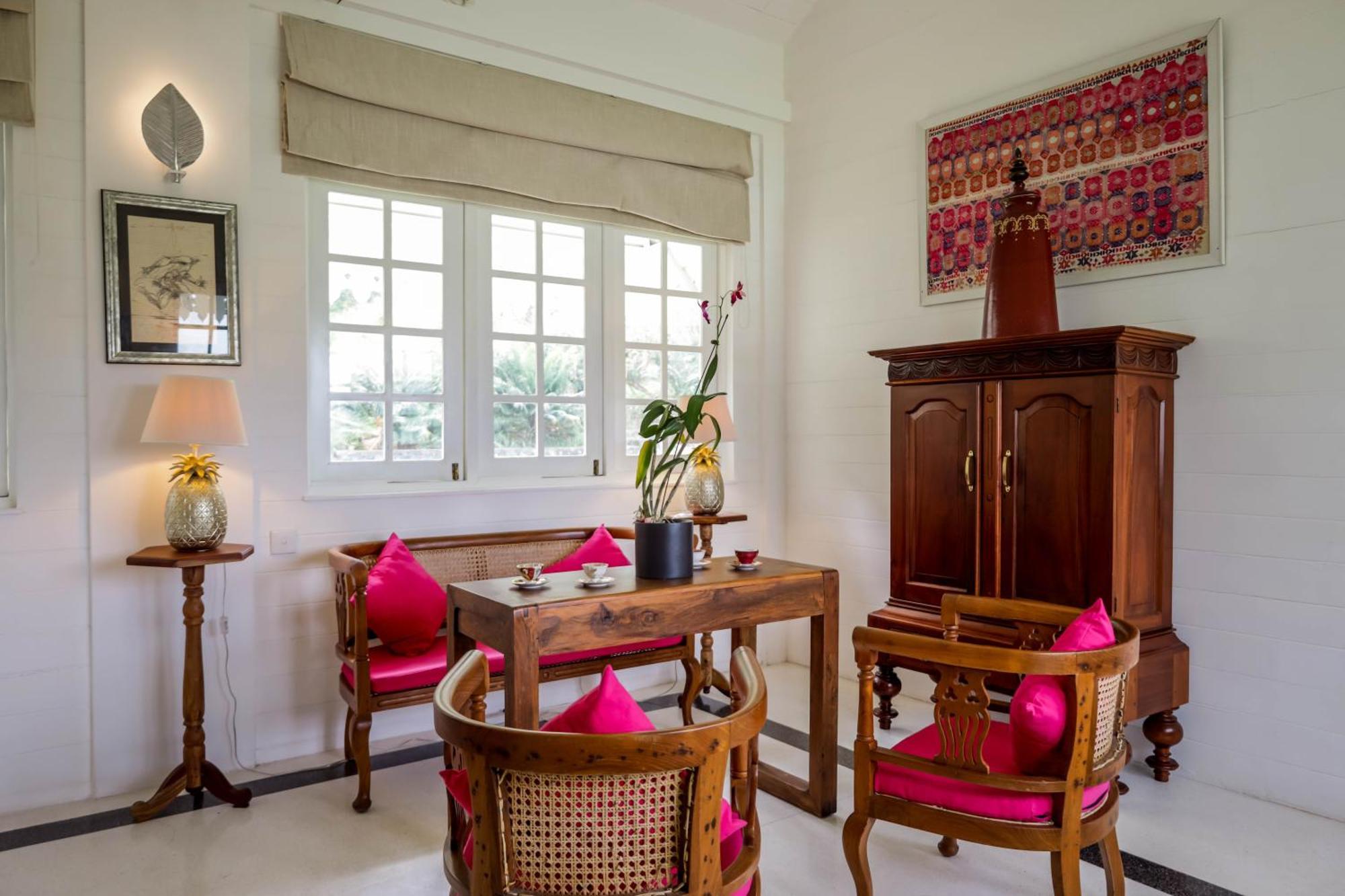 The Flame Tree Estate & Hotel Kandy Room photo
